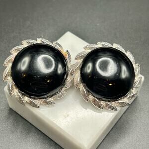 Coro oversized chunky Large black cabochon clip on earrings #J15 vintage